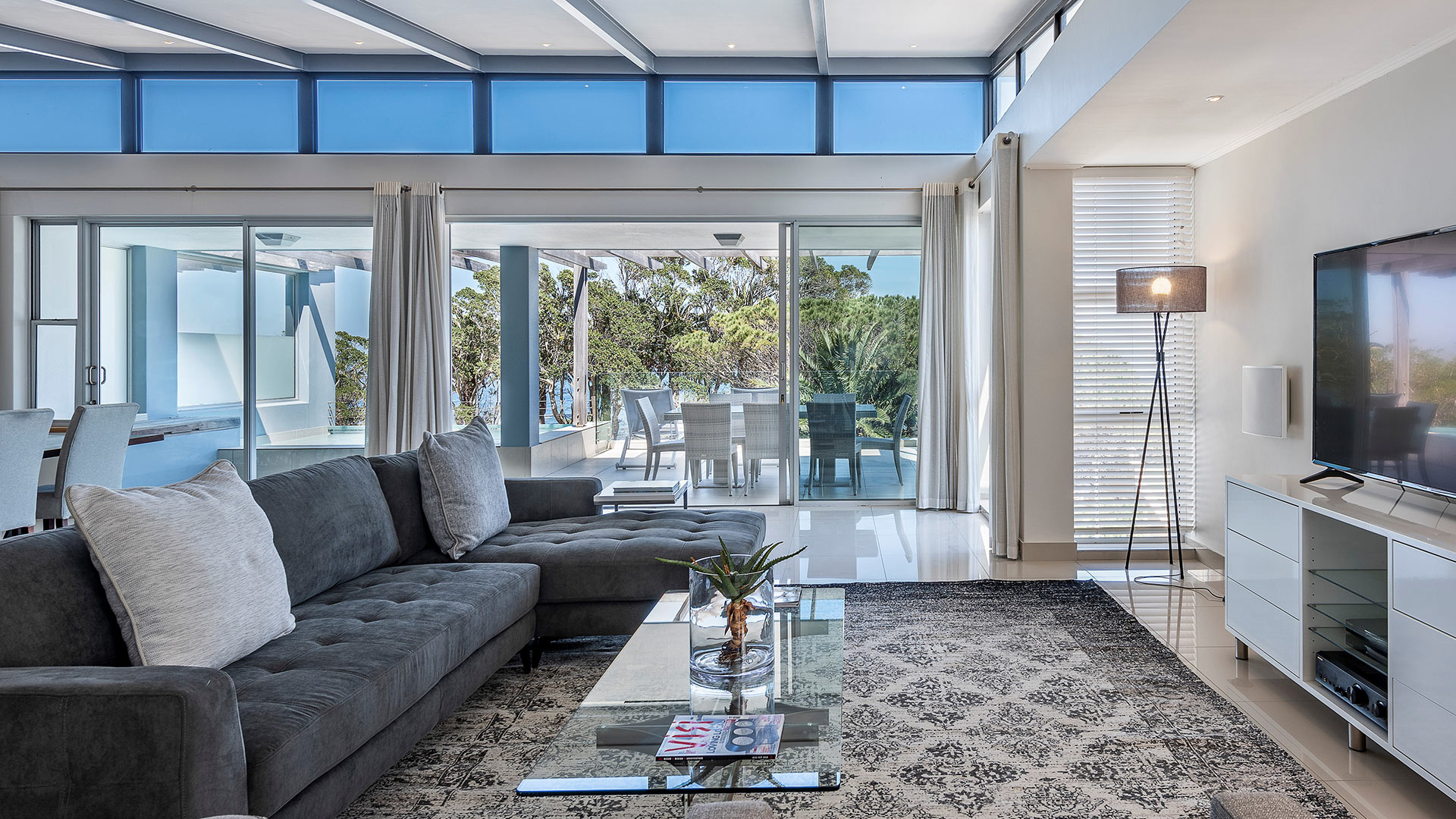 blue-views-villas-penthouse-3-home-page